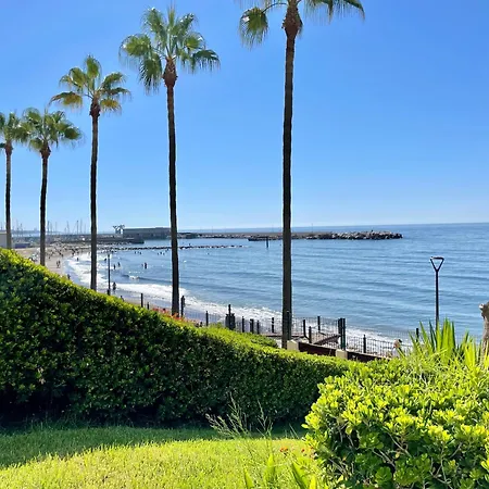 Del Mar Iv Center - Eaw Homes *